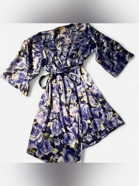 Secret Treasures Blue Rose Floral Satin Kimono, Size Small